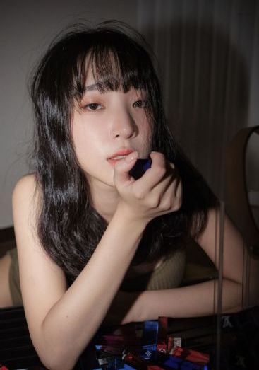 亚洲精品三区