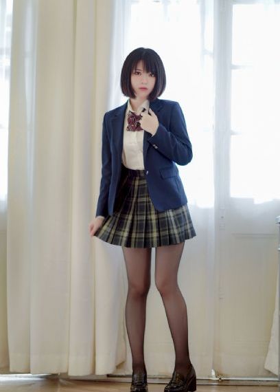 年轻的妈妈二